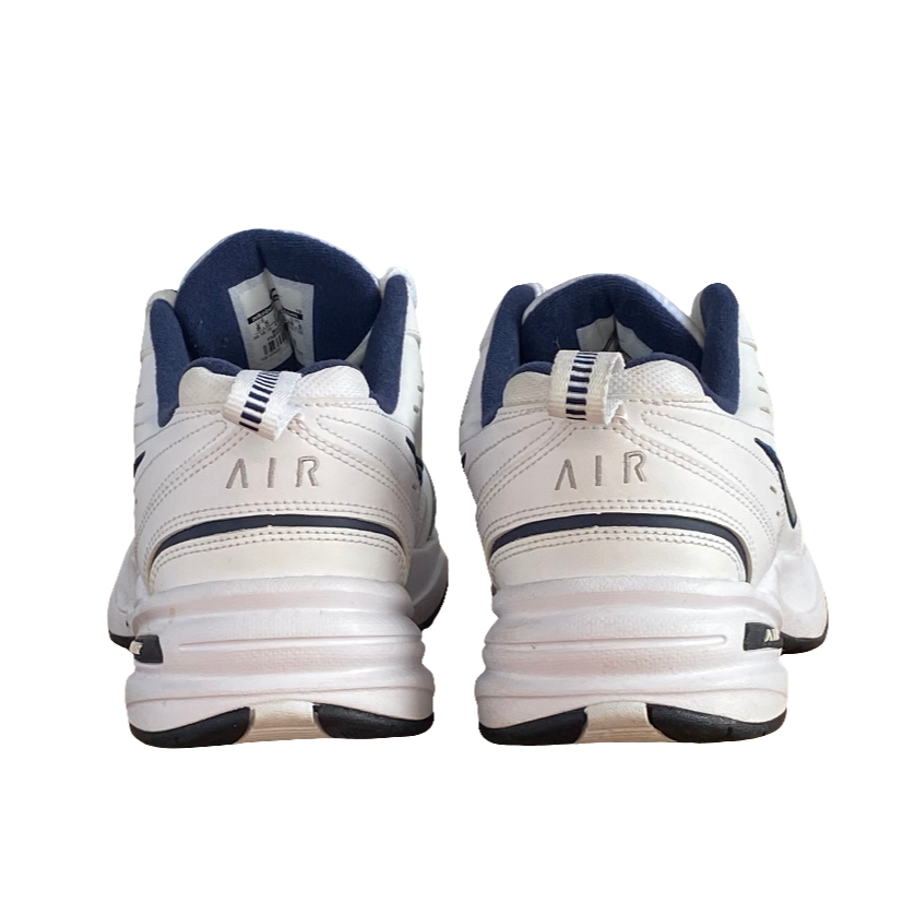 Nike Air Monarch Iv (40 BR)